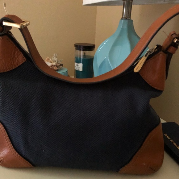 Handbag - Picture 3 of 7